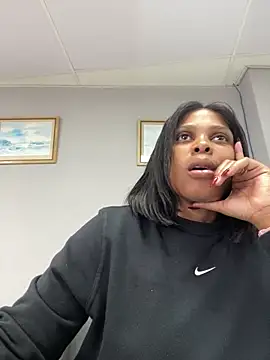 Snapshot of 031bubbles chatting on December 18, 2025, 7:35 am 031bubbles online show from December 18, 2025, 7:35 am