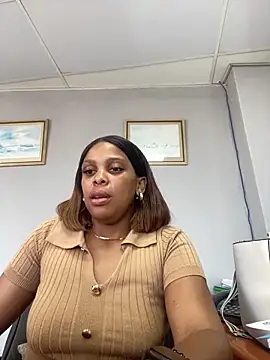 Snapshot of 031bubbles chatting on February 3, 2026, 6:40 am 031bubbles online show from February 3, 2026, 6:40 am