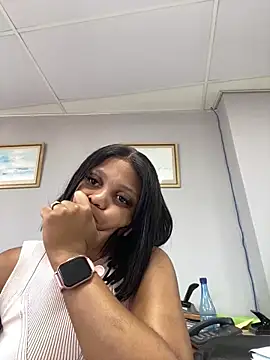 Snapshot of 031bubbles chatting on December 15, 2025, 8:09 am 031bubbles online show from December 15, 2025, 8:09 am