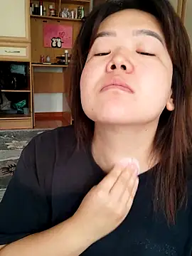 Snapshot of Innogin chatting on September 22, 2025, 3:45 am Innogin online show from September 22, 2025, 3:45 am