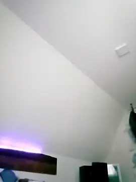 Kuba Gd online show from April 8, 2026, 11:33 am