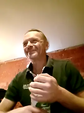 Kuba Gd online show from November 21, 2025, 12:59 pm