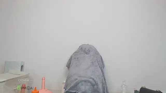 Snapshot of CocoaMilk18 chatting on June 2, 2026, 3:45 pm CocoaMilk18 online show from June 2, 2026, 3:45 pm
