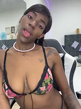 Alma Stevenson online show from October 3, 2025, 5:42 am