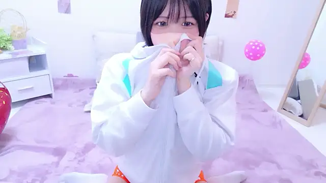 Snapshot of Hinata_Sun chatting on May 11, 2026, 6:59 am Hinata Sun online show from May 11, 2026, 6:59 am