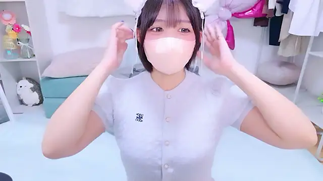 Snapshot of Hinata_Sun chatting on June 6, 2026, 11:59 am Hinata Sun online show from June 6, 2026, 11:59 am
