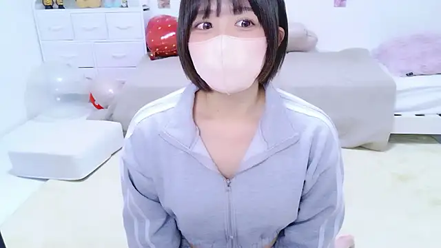Snapshot of Hinata_Sun chatting on May 3, 2026, 9:07 pm Hinata Sun online show from May 3, 2026, 9:07 pm