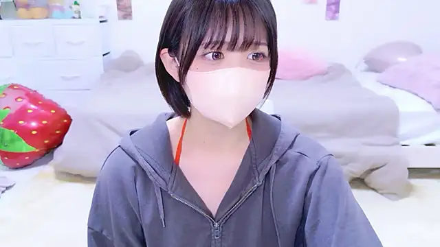 Snapshot of Hinata_Sun chatting on May 22, 2026, 9:35 pm Hinata Sun online show from May 22, 2026, 9:35 pm