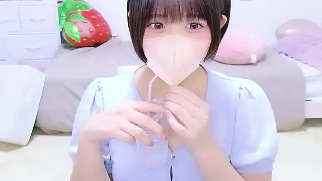 Snapshot of Hinata_Sun chatting on May 6, 2026, 12:53 pm Hinata Sun online show from May 6, 2026, 12:53 pm