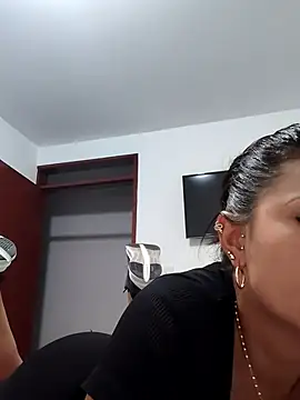 Snapshot of mia_mancinii chatting on July 7, 2026, 1:30 am mia mancinii online show from July 7, 2026, 1:30 am