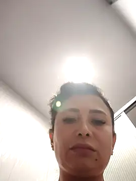 Snapshot of mia_mancinii chatting on May 18, 2026, 11:42 pm mia mancinii online show from May 18, 2026, 11:42 pm