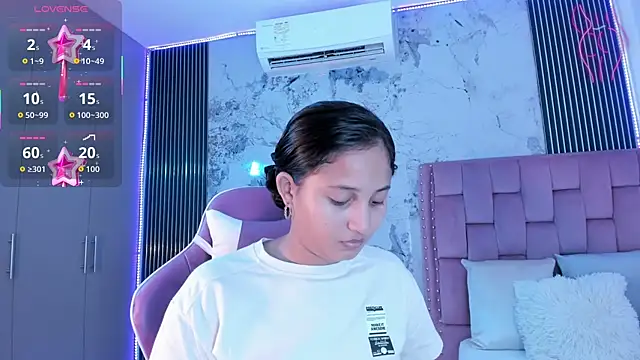 Laly Cherry  online show from October 8, 2025, 12:28 pm