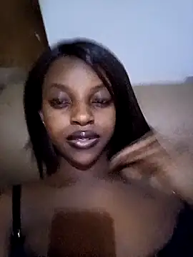 Snapshot of Himissnoire chatting on March 11, 2026, 10:59 pm Himissnoire online show from March 11, 2026, 10:59 pm