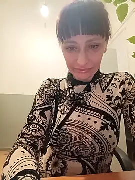 Lietta  online show from March 12, 2026, 6:45 pm