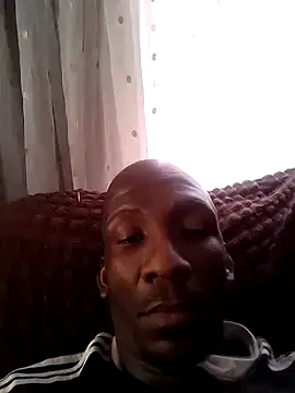 longdickson12345 online show from October 3, 2025, 10:06 am