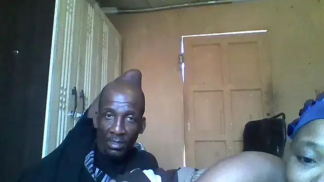 longdickson12345 online show from April 19, 2026, 8:04 am