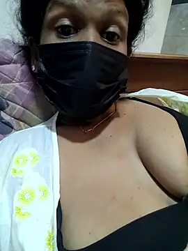 Snapshot of Anuki_Sexy chatting on May 3, 2026, 12:49 am Anuki Sexy online show from May 3, 2026, 12:49 am