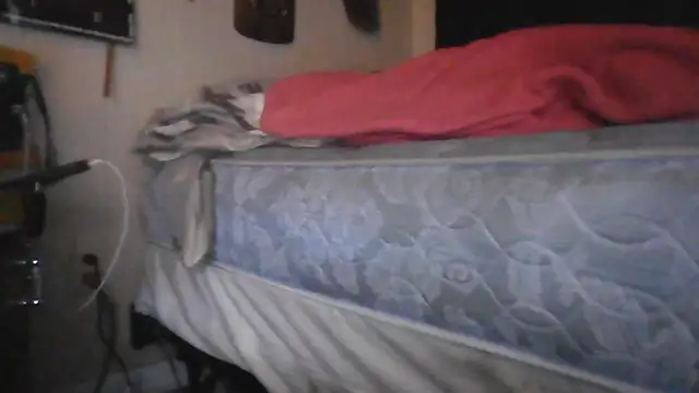 crassanova online show from December 3, 2025, 7:24 pm