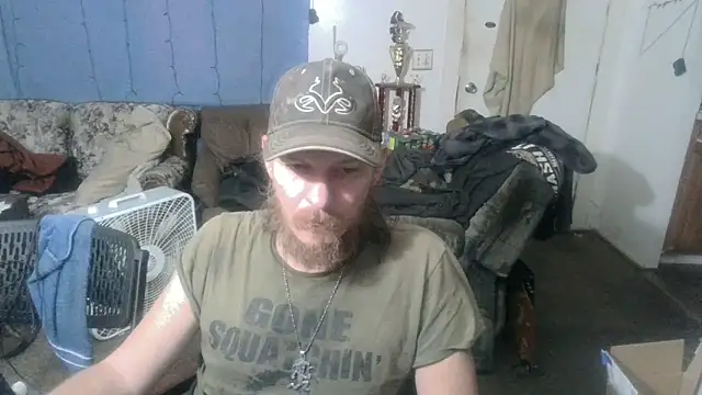 Poundtown1226 online show from September 28, 2025, 5:47 am