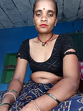 Hotwera online show from October 2, 2025, 6:28 am