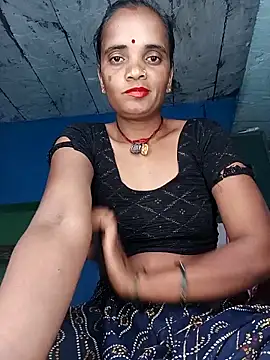 Hotwera online show from October 2, 2025, 7:50 pm