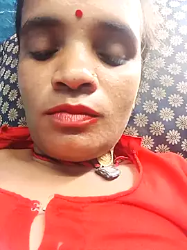 Hotwera online show from September 18, 2025, 10:13 pm