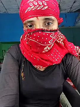 Hotwera online show from October 19, 2025, 9:50 pm