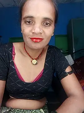 Hotwera online show from October 9, 2025, 7:03 pm