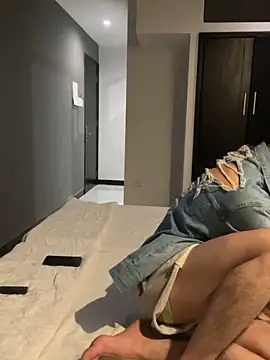 anhkiet huang online show from October 18, 2025, 3:14 pm