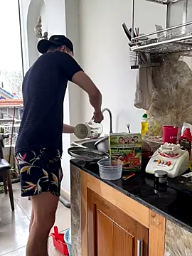 anhkiet huang online show from December 2, 2025, 2:34 am