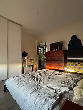 Stelan690 online show from October 18, 2025, 8:27 am