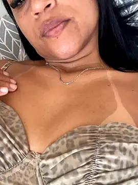 Katianesantos online show from September 26, 2025, 12:34 pm