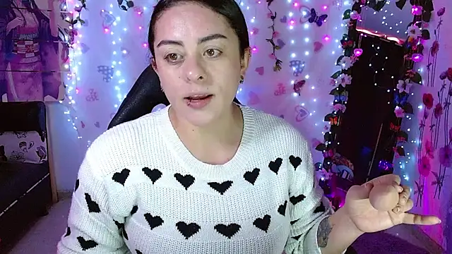 Snapshot of carol_20 chatting on May 17, 2026, 8:53 pm carol 20 online show from May 17, 2026, 8:53 pm