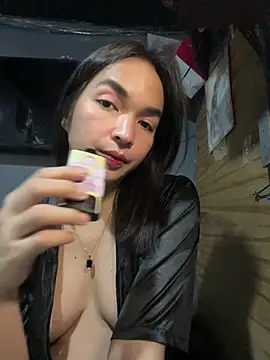 Snapshot of Fuck-can-though chatting on July 16, 2026, 5:32 pm Fuck-can-though online show from July 16, 2026, 5:32 pm