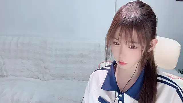 Xiao-runbao online show from November 16, 2025, 12:21 pm