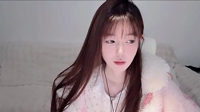 Xiao-runbao online show from January 12, 2026, 3:19 pm