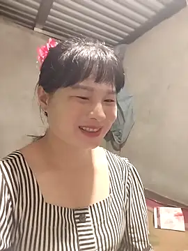 kute-00 online show from September 30, 2025, 4:02 pm