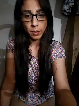 Lindasimpson online show from September 15, 2025, 11:32 am