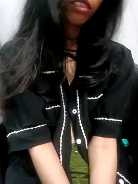 Daizy Shah online show from October 30, 2025, 11:01 pm