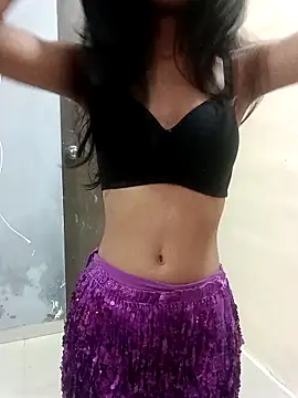 Daizy Shah online show from October 4, 2025, 2:51 pm