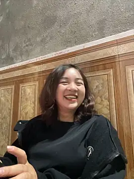 Lonnina online show from November 13, 2025, 2:15 am