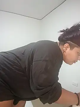 Snapshot of kendra_lil_evill chatting on October 8, 2025, 10:10 pm kendra lil evill online show from October 8, 2025, 10:10 pm