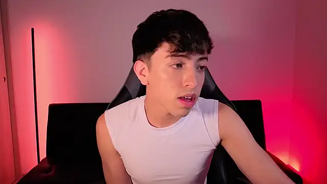 onlinenico online show from January 15, 2026, 12:14 am