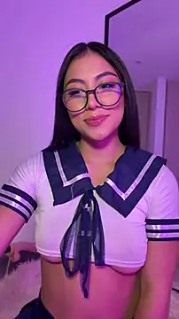 Tessa  Winslow online show from May 6, 2026, 12:47 am