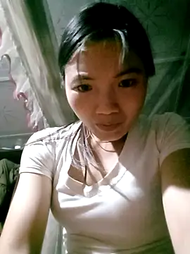 ngan-cute online show from October 11, 2025, 6:14 am