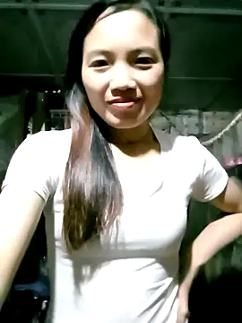 ngan-cute online show from October 7, 2025, 12:50 pm