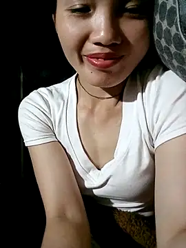 ngan-cute online show from October 4, 2025, 1:18 am