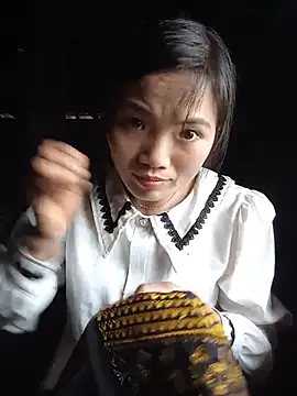 Snapshot of ngan-cute chatting on June 30, 2026, 7:19 am ngan-cute online show from June 30, 2026, 7:19 am