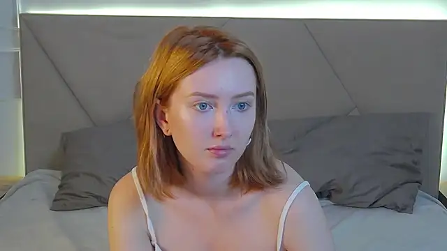 Snapshot of MarianeSun chatting on July 2, 2026, 4:07 am MarianeSun online show from July 2, 2026, 4:07 am