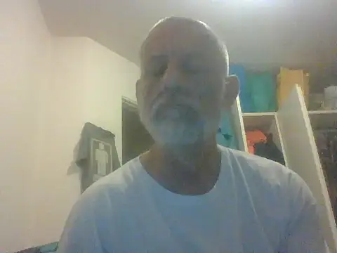 Snapshot of Pigna16PSRN chatting on July 5, 2026, 8:05 pm Pigna16PSRN online show from July 5, 2026, 8:05 pm